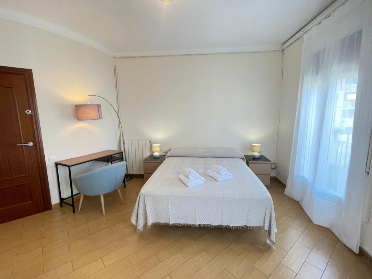 Rooms Nueva Valencia บาร์เซโลนา ภายนอก รูปภาพ