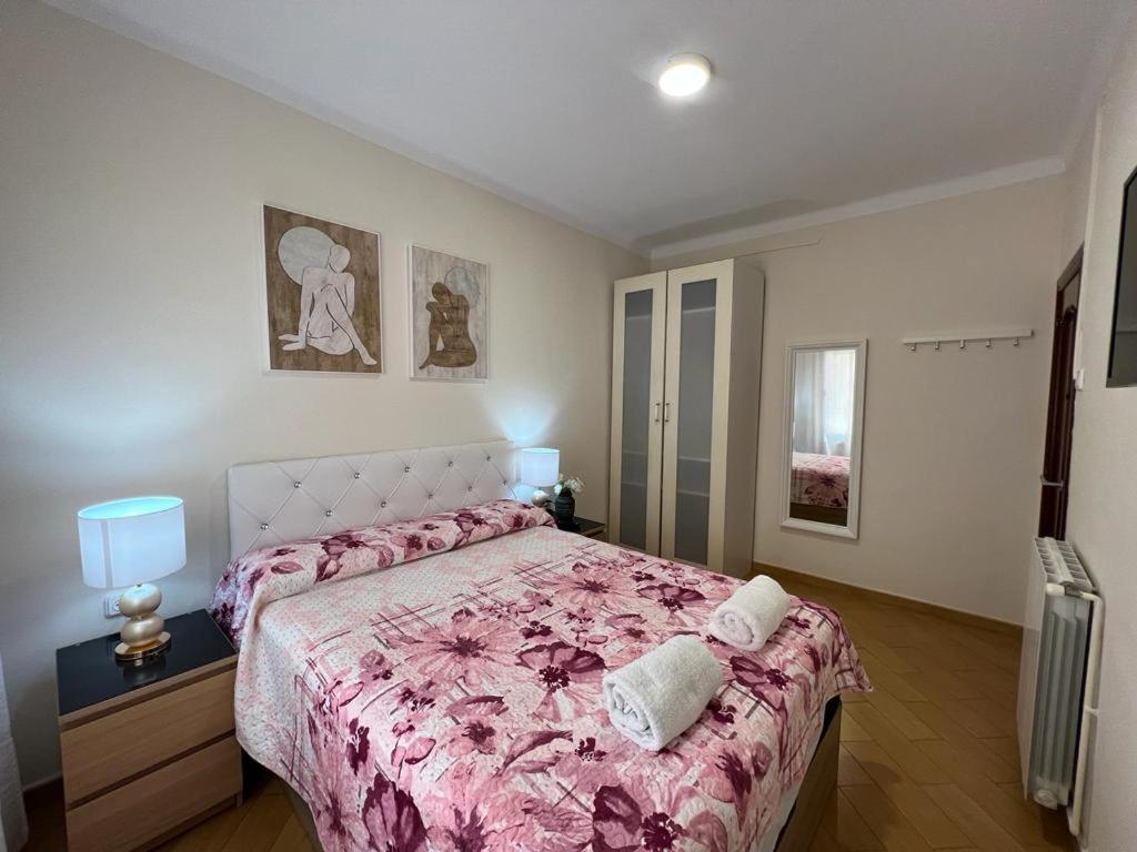 Rooms Nueva Valencia บาร์เซโลนา ภายนอก รูปภาพ