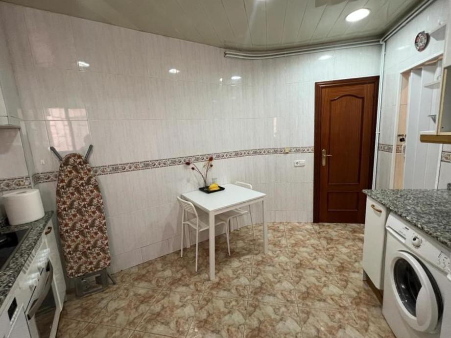 Rooms Nueva Valencia บาร์เซโลนา ภายนอก รูปภาพ