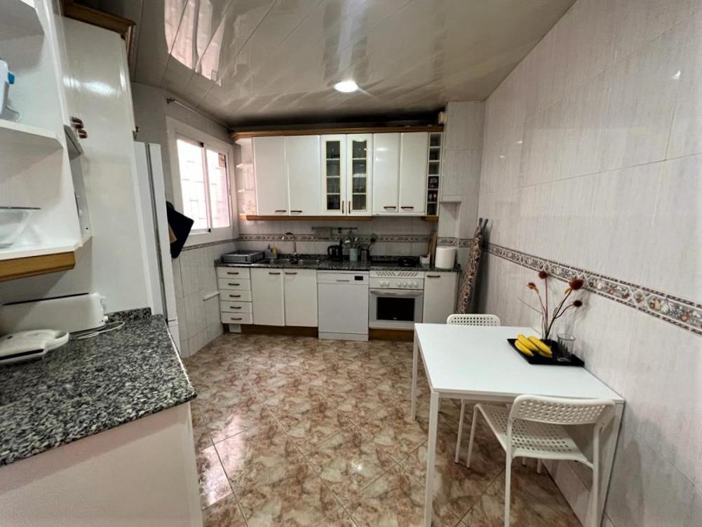 Rooms Nueva Valencia บาร์เซโลนา ภายนอก รูปภาพ
