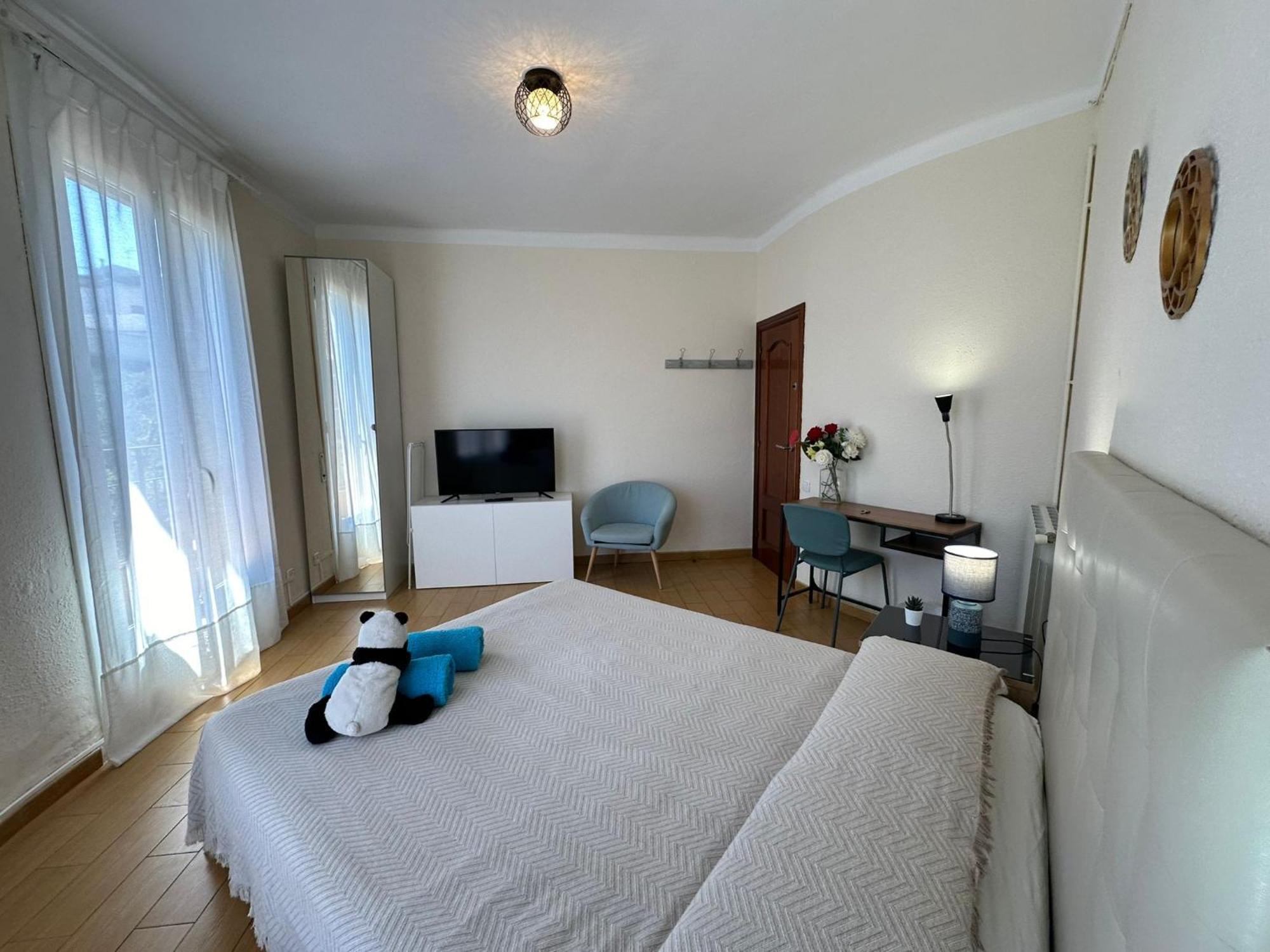 Rooms Nueva Valencia บาร์เซโลนา ภายนอก รูปภาพ