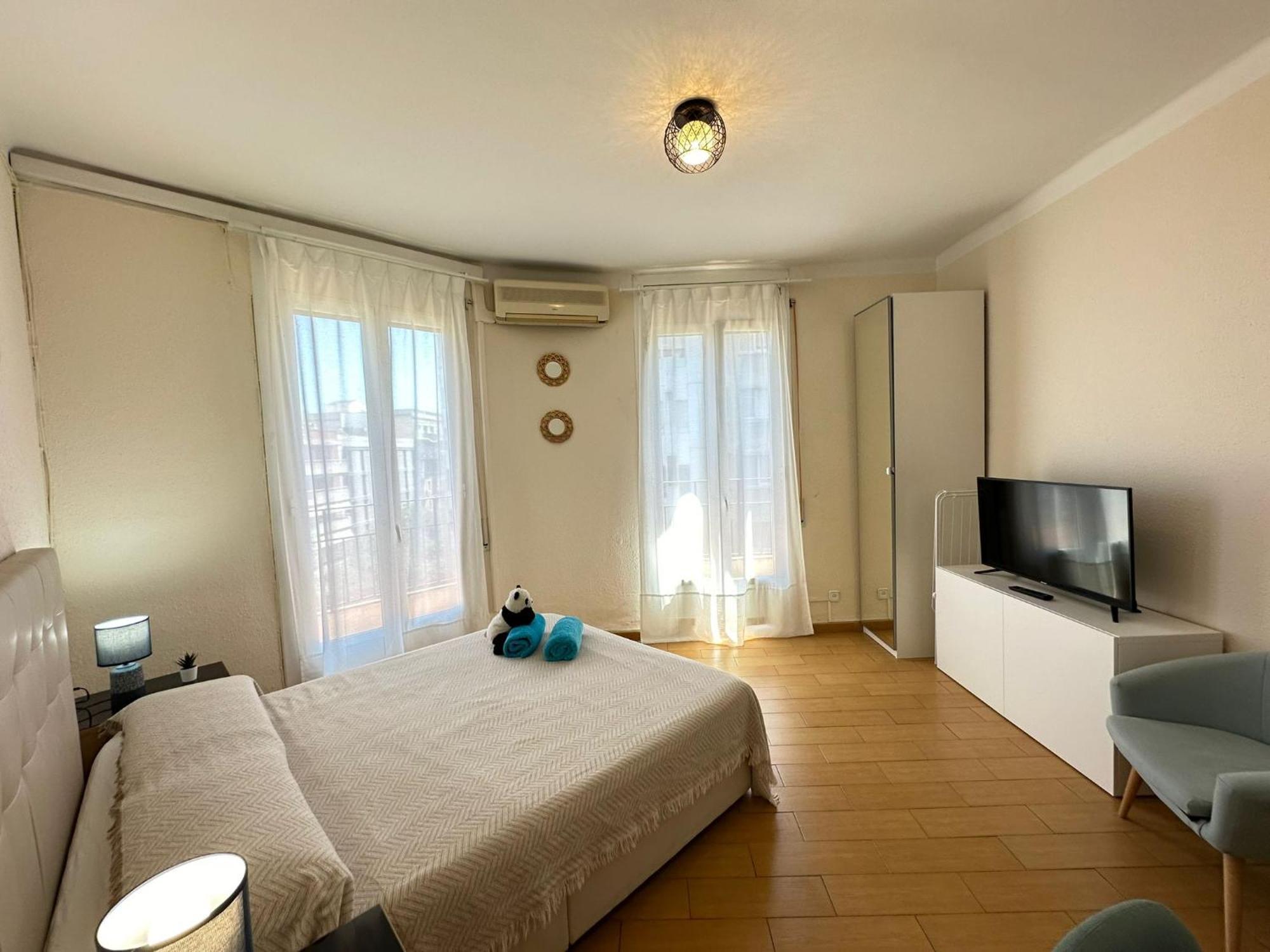 Rooms Nueva Valencia บาร์เซโลนา ภายนอก รูปภาพ