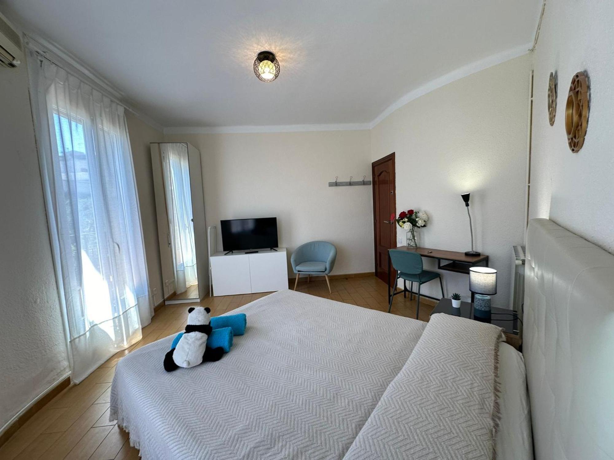 Rooms Nueva Valencia บาร์เซโลนา ภายนอก รูปภาพ