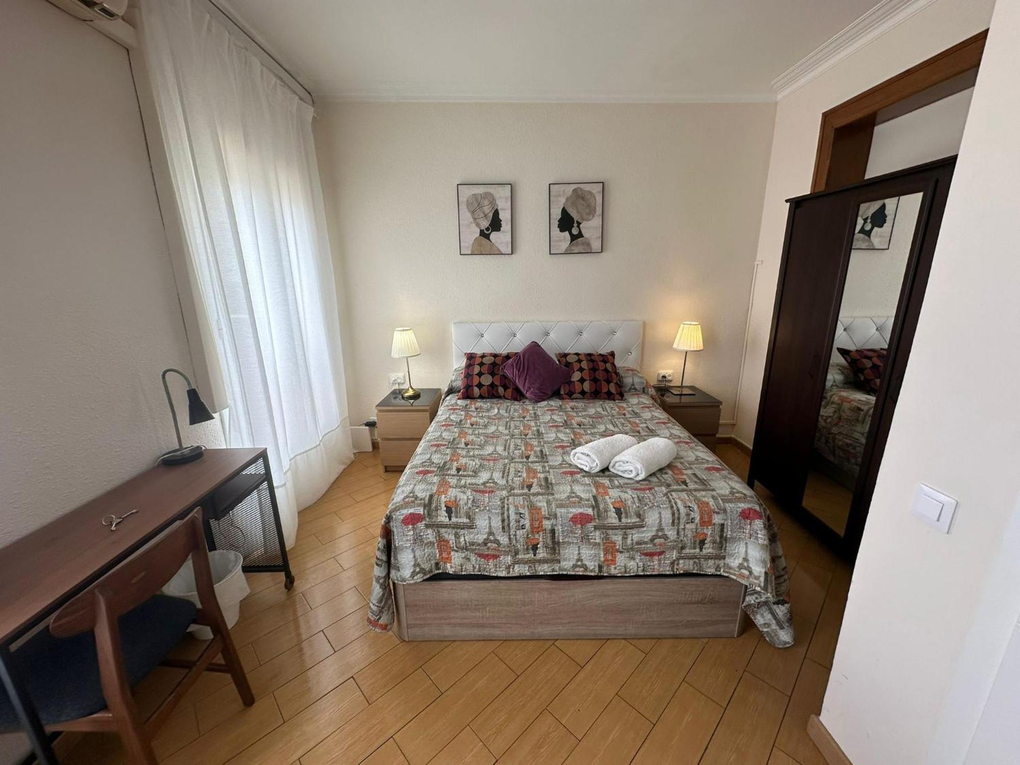 Rooms Nueva Valencia บาร์เซโลนา ภายนอก รูปภาพ
