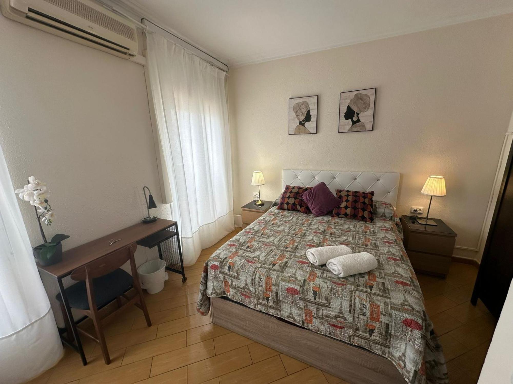 Rooms Nueva Valencia บาร์เซโลนา ภายนอก รูปภาพ