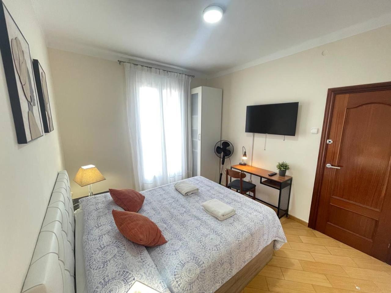 Rooms Nueva Valencia บาร์เซโลนา ภายนอก รูปภาพ