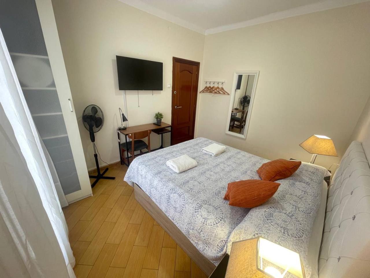Rooms Nueva Valencia บาร์เซโลนา ภายนอก รูปภาพ