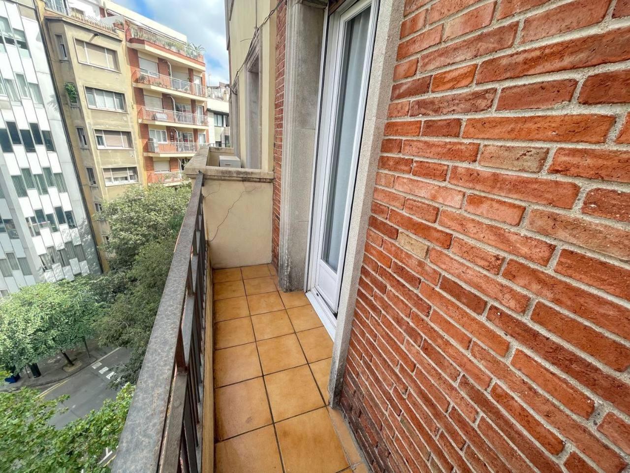 Rooms Nueva Valencia บาร์เซโลนา ภายนอก รูปภาพ