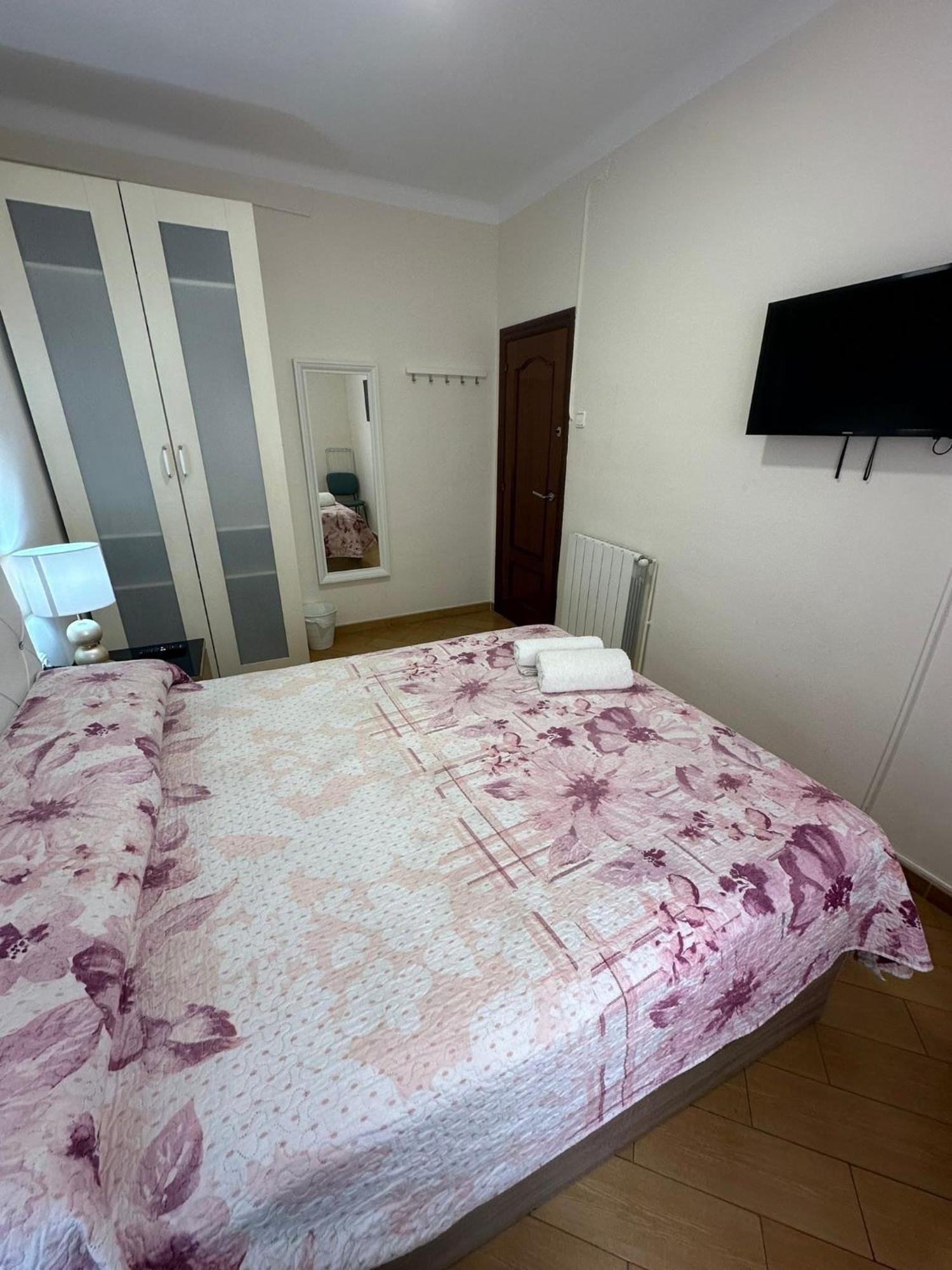 Rooms Nueva Valencia บาร์เซโลนา ภายนอก รูปภาพ
